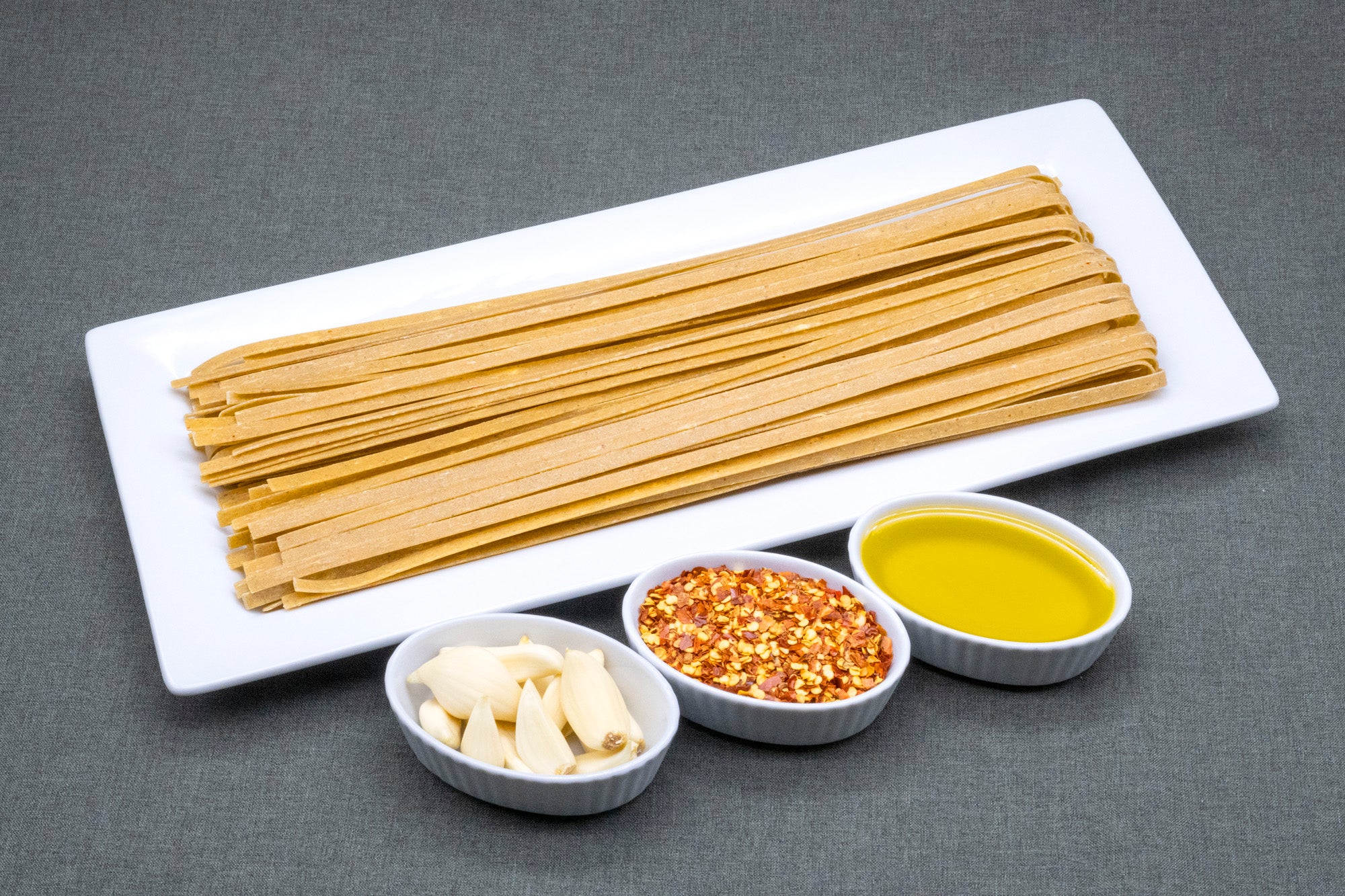 Aglio e Olio Tagliatelle - 16 oz.