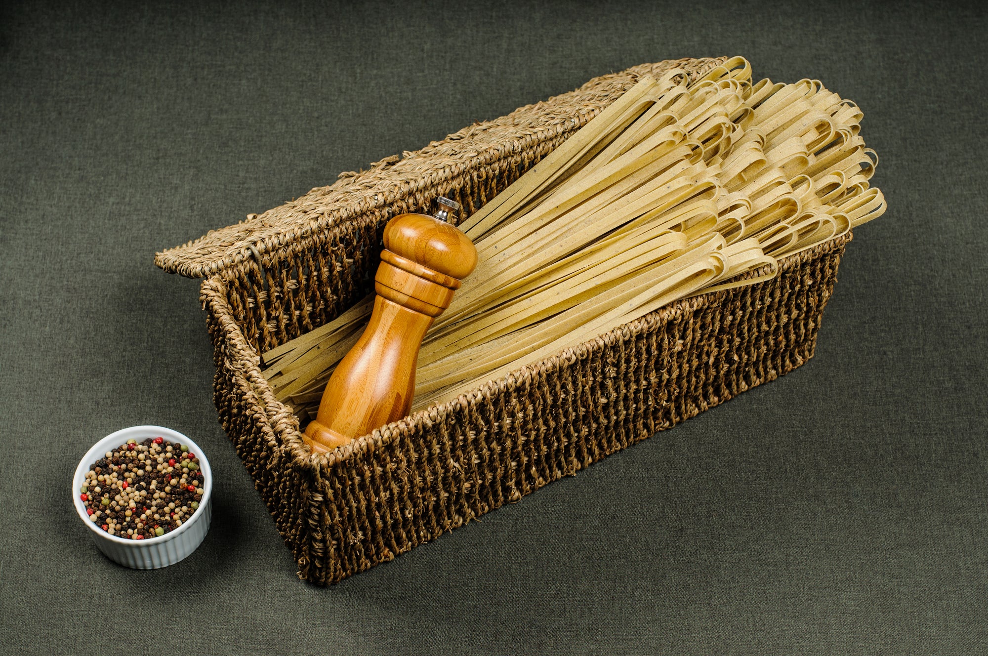 Four Peppercorn Pasta Luce Linguine (Low-Carb/High Protein) - 16 oz.